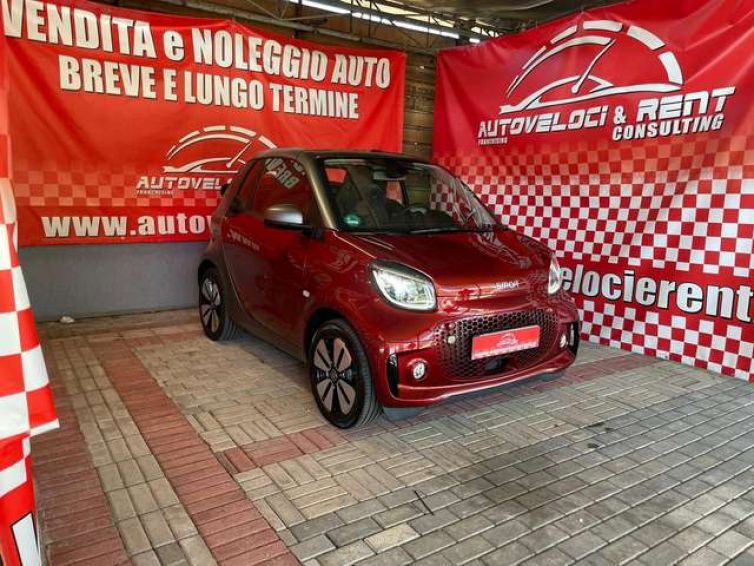 AutoVeloci e Rent Autosalone Vendita Veicoli Nuovi e Usati Roma e Provincia